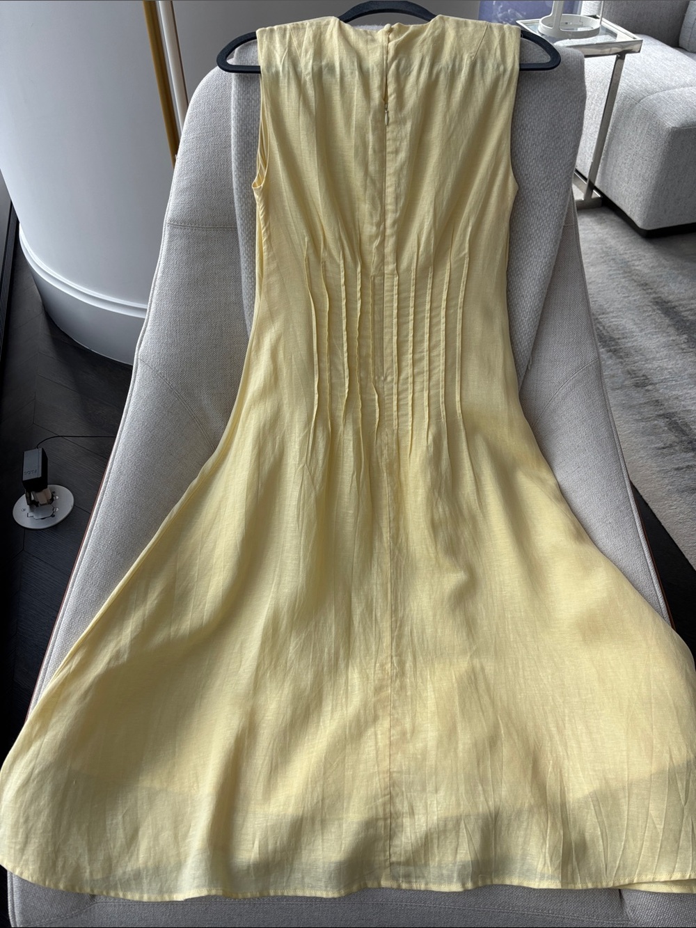 Elie Tahari French Vanilla Linen Blend Midi Dress Gathered Waist - Retail: $395 - Picture 6 of 7